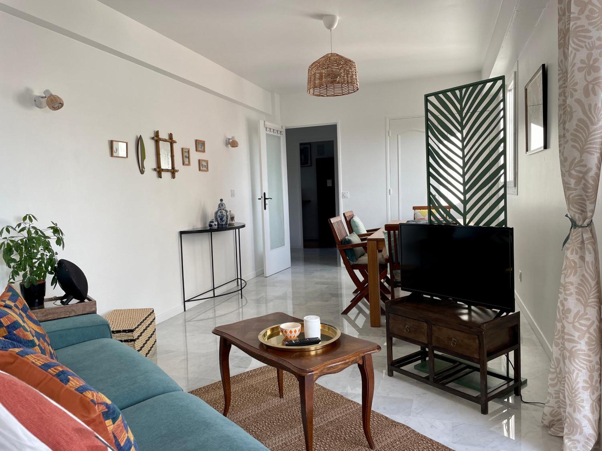Bright Appartment With View كانيو سور مير المظهر الخارجي الصورة
